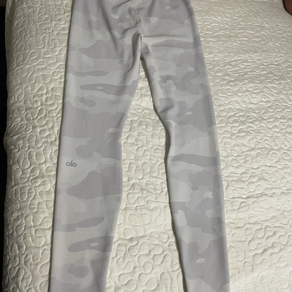 Size small